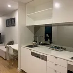 Rent 2 bedroom apartment in Melbourne