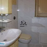 Affitto 4 camera appartamento di 150 m² in Palermo