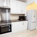 Rent 3 bedroom flat in West Midlands