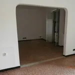 Rent 4 bedroom apartment of 85 m² in Genova