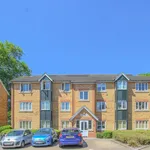 Rent 2 bedroom flat in East Hertfordshire