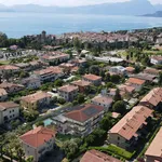 Affitto 2 camera appartamento di 121 m² in Lazise