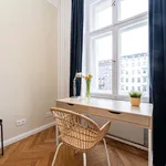 Rent 4 bedroom apartment of 48 m² in Berlin