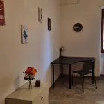 Rent 3 bedroom apartment in Naples