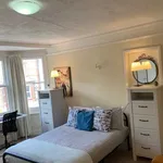 Rent a room in South East England