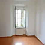 Rent 1 bedroom apartment of 60 m² in Milan