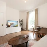 Rent 1 bedroom flat of 603 m² in London