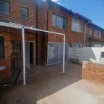 Rent 3 bedroom house in Roodepoort