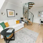 Rent 1 bedroom apartment of 592 m² in Dusseldorf