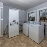 Rent 1 bedroom apartment in Long Beach