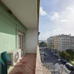 Rent a room in lisbon