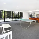 Rent 1 bedroom apartment in Surfers Paradise