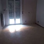 Affitto 3 camera appartamento di 80 m² in Bari