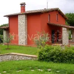 Rent 6 bedroom house of 210 m² in Perugia