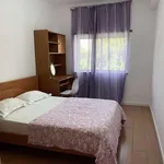 Rent a room of 125 m² in lisbon