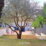 Rent 4 bedroom house of 125 m² in Salerno