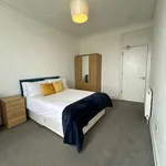 Rent 3 bedroom apartment in Scotland