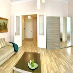 Rent 1 bedroom apartment of 80 m² in Prague