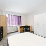 Rent 6 bedroom house in Leeds