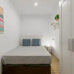 Rent 7 bedroom apartment in Barcelona