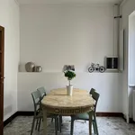 Rent 7 bedroom apartment in Milan