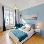 Louez une chambre de 102 m² à Paris