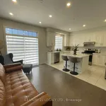 Rent 4 bedroom apartment of 250 m² in Halton Hills (Georgetown)