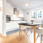 Rent 1 bedroom apartment of 646 m² in Dusseldorf