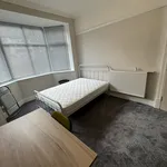 Rent 5 bedroom house in Leicester