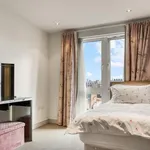 Rent 5 bedroom apartment in London