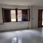 Rent 7 bedroom house of 260 m² in Caserta