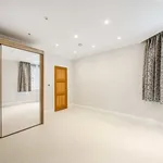 Rent 4 bedroom flat in London