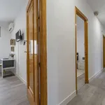 Rent a room of 200 m² in madrid