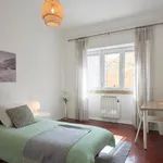 Rent 7 bedroom apartment in Lisbon