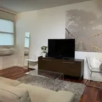 Appartement de 592 m² avec 2 chambre(s) en location à Vancouver