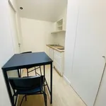 Appartement de 27 m² avec 1 chambre(s) en location à St Etienne