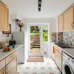 Rent 2 bedroom flat of 80 m² in Bristol