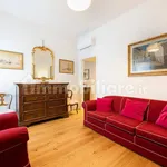 Rent 1 bedroom apartment of 60 m² in Florence