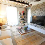 Multi-family detached house via Cugnia, Seravezza