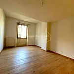 Maison de 194 m² avec 6 chambre(s) en location à ARLES