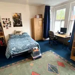 Rent 6 bedroom house in Swansea