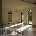 Rent 5 bedroom house of 270 m² in Prague