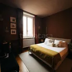 Rent 2 bedroom apartment of 90 m² in Torino