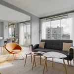 Appartement de 996 m² avec 2 chambre(s) en location à Paris