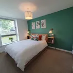 Rent 2 bedroom flat in Glasgow