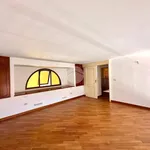 Rent 5 bedroom apartment of 110 m² in Naples