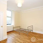 Rent 2 bedroom flat in Aberdeen