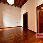 Rent 4 bedroom apartment of 180 m² in Vicenza