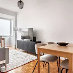 Rent 1 bedroom apartment of 52 m² in lisbon