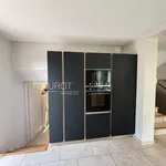 Maison de 169 m² avec 3 chambre(s) en location à Le Castellet